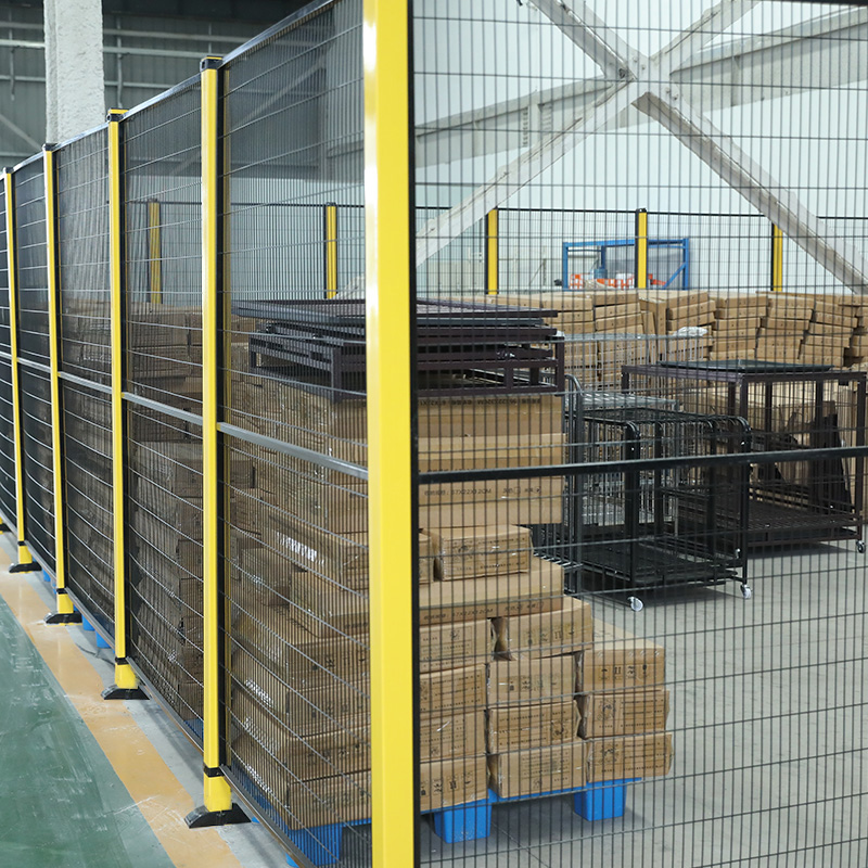 Factory ware domus segregat saepemque